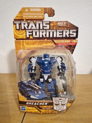 Transformers Hunt For The Decepticons BREACHER HFTD 2010 Hasbro New On Card - Image 1 of 4