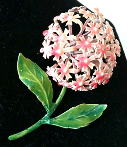Seltene schöne Vintage rosa Emaille 3D Pusteblume Hortensie Blume Brosche Anstecknadel durchbrochen Rarität - Bild 1 von 10