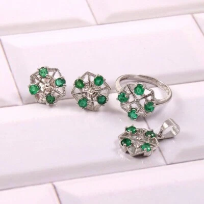 925 Argento Sterling Verde Smeraldo Fiore Ciondolo Design Orecchino & Anello Set - Immagine 1 di 4