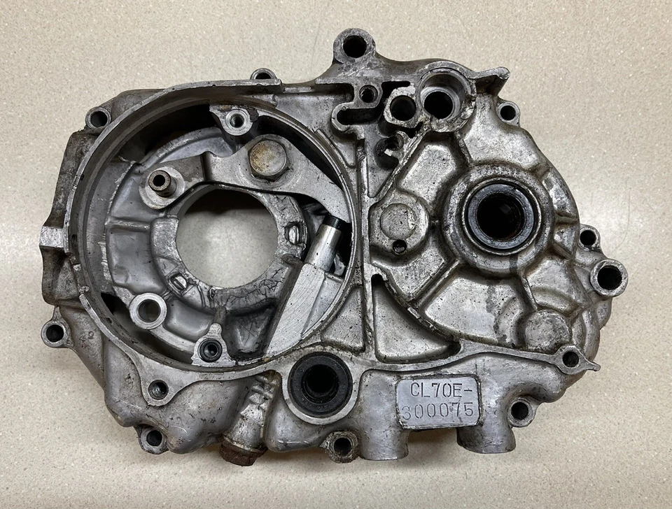 Estojo de motor Honda CL70 - Imagem 1 de 4