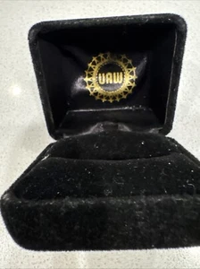 Vintage United Auto Workers (UAW) Small Pincase Black Velvet - Picture 1 of 8