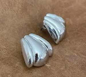 Pendientes vintage de plata de ley 925 Bayanihan acanalados diseño hinchado poste hueco - Imagen 1 de 13