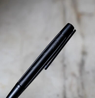 Hermoso bolígrafo S.T. DUPONT DEFI - Edición Especial JAMES BOND SPECTRE 007 Foto 1 de 4