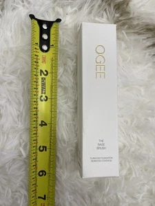 *Nuovo con scatola* OgeeThe Base Brush pennello trucco fondotinta impeccabile prezzo al dettaglio consigliato $48+ - Foto 1 di 6