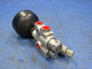 03-06 Mercedes CL55 SL55 ABC Hydraulic Suspension Relief Valve Reservoir 2064 - Bild 1 von 9