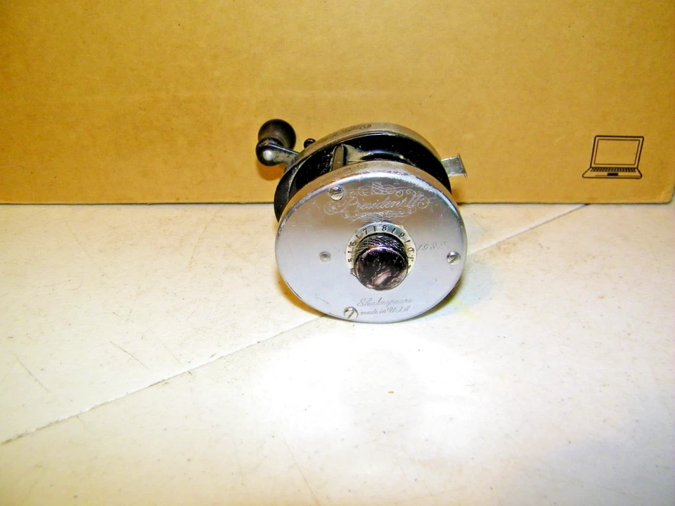 Carrete de pesca Shakespeare President II 1982 DB Baitcaster vintage hecho en EE. UU. Foto 1 de 4