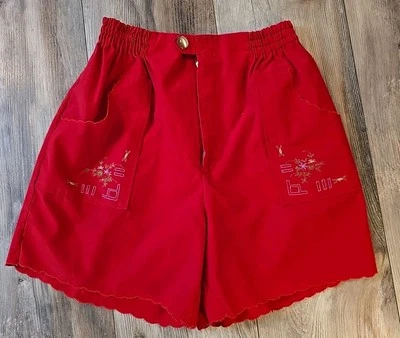 Pantalones Cortos Cest Joli By Laura Rojo Bordado Cintura Alta Talla Mediana Foto 1 de 4