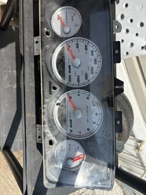 Juego de medidores de cuadro de instrumentos Dodge Neon Srt-4 con tacómetro Foto 1 de 2
