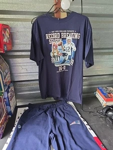 Patriots Set Reebok Large Shirt And XL Pants - Picture 1 of 15