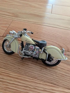 1942 Indian 442 Motorcycle Authentic  Replica 1/10th Scale Die Cast - Picture 1 of 9