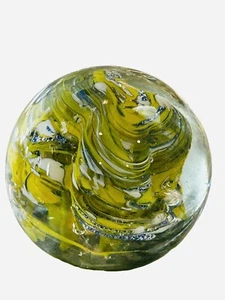 VTG Studio Art GLASS PAPERWEIGHT Ribbon Glass Spiral Yellow White Blue 2.25" - Picture 1 of 5