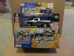 Maisto Assembly Line Lifter Dodge Ram 1500 Pick-Up Truck Silver/Black MISB 2013 - Picture 1 of 3