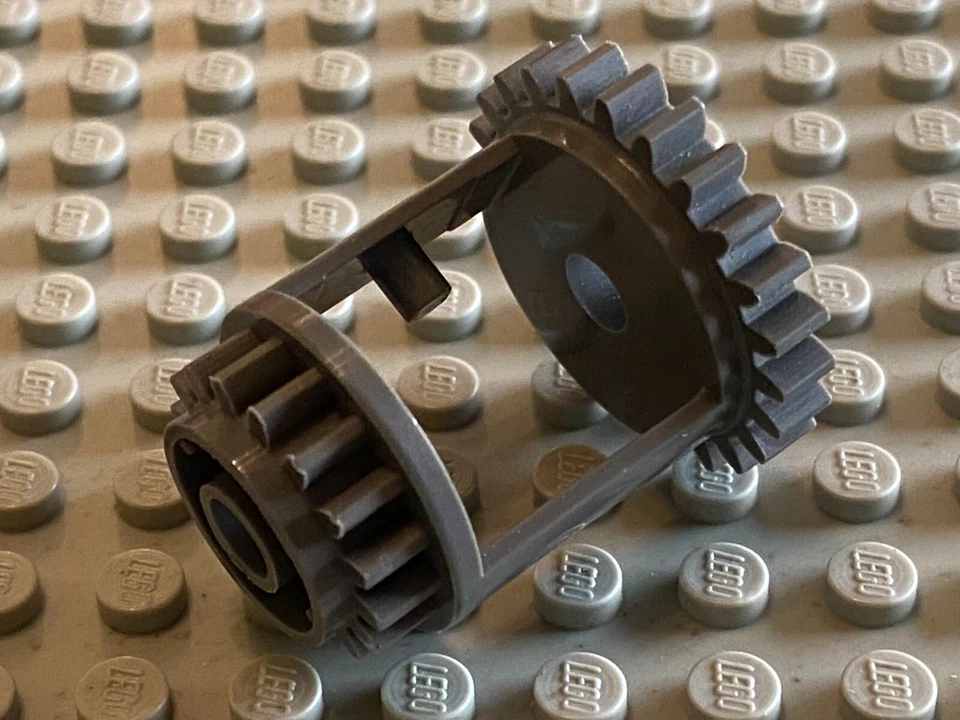 Differentiel LEGO TECHNIC Dark Bluish Gray - DkStone Differential ref 6573 - Image 1 of 1