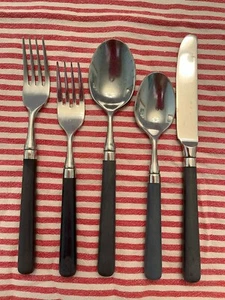 Stanley Roberts Spectrum posate in acciaio inox con manico blu navy al pezzo - Foto 1 di 20