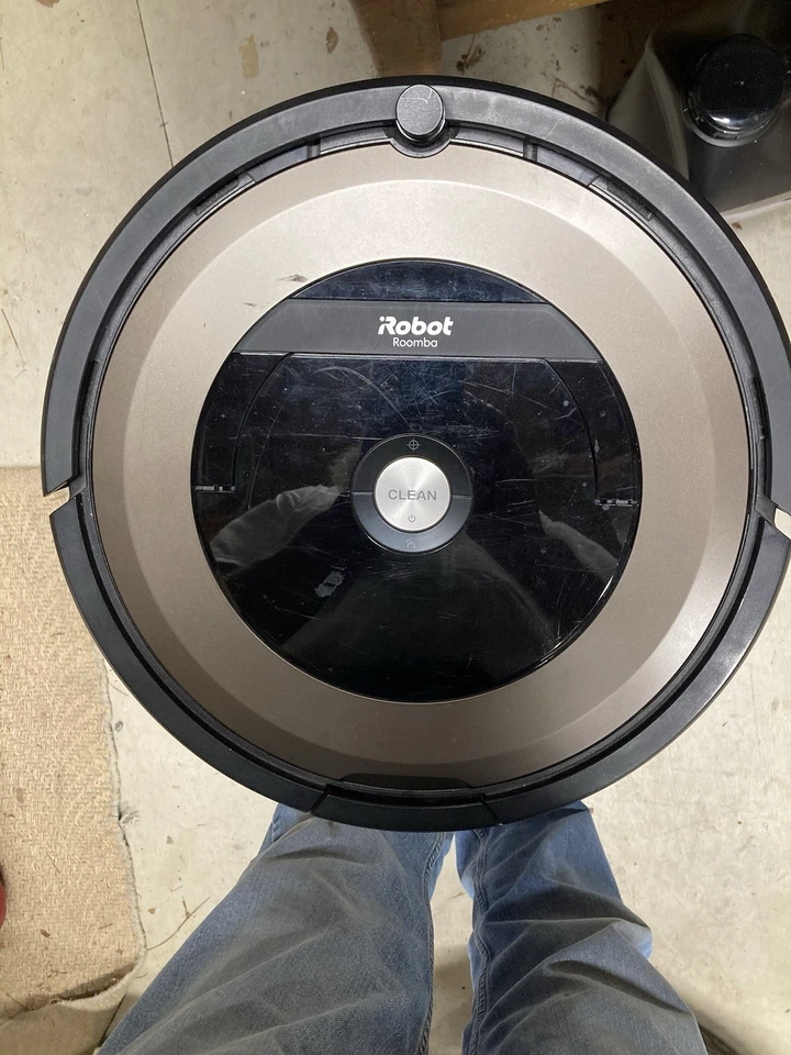 Robot aspirador iRobot Roomba 890 negro Wi-Fi Foto 1 de 4