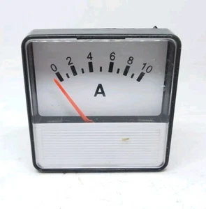 Amperometro analogico 10 Ampere 10A 46 X 46mm circa - Foto 1 di 3