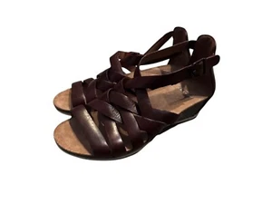 Sandalias de cuña Dansko de cuero Vivian Gladiador rubí granate talla EE. UU. 7,5/8 UE 38 - Imagen 1 de 10