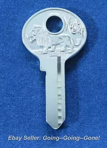 ORIGINAL VINTAGE MASTER LOW SCHLÜSSEL LEER WINZIGES MASTERSCHLOSS SCHLÜSSEL 7K M2 1092B NOS - Bild 1 von 7