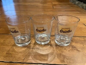 LOT OF 3 BALTIMORE ORIOLES GLASSES 1966 WORLD CHAMPIONS - Picture 1 of 7
