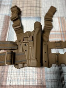 BlackHawk USMC Holster System Beretta 92/96 Coyote RH M9 NEW - Picture 1 of 4