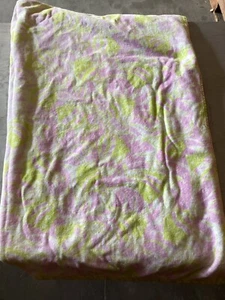 Lilly Pulitzer Strand Lounge Handtuch Rosa und Gelb Blumenmuster 36” x 63” EUC - Bild 1 von 6
