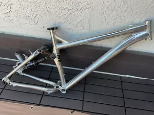 Specialized Epic FULL SUSPENSION MOUNTAIN BIKE Frame Fox 17 1/2” GoodCondition - Picture 1 of 23