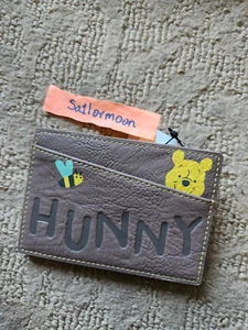 Disney Loungefly Winne the Pooh Card Holder Hunny Heart Logo BNWT NEW - Picture 1 of 2