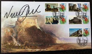 Footballer & Actor, VINNIE JONES Signed 1.3.2010 Castles of Wales Smilers FDC - Picture 1 of 12