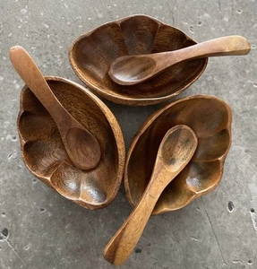 x3 Vintage Small Scalloped Wood Bowls with Spoons Trinket Nut Dish Mid Century - Picture 1 of 8