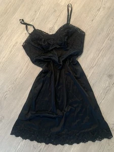 Vintage Vanity Fair schwarz Trikot Nylon Full Slip mit Blumen Spitze Gr. 36 Pinup USA - Bild 1 von 8