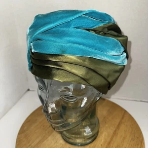 Sombrero Turbante Vintage Años 50 Terciopelo Verde Azulado y Oliva Satinado Hecho en Unión EE. UU. Elegante Para Mujer - Imagen 1 de 9