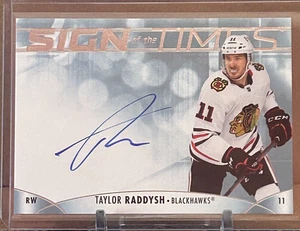 2023-24 SP Authentic #SOTT-TR Taylor Raddysh Signs of the Times Auto Card - Bild 1 von 2
