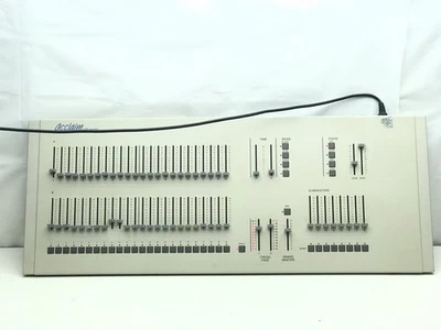 ETC ACCLAIM 100 SERIES LIGHTING CONSOLE CONTROLLER 1055A1102 - Image 1 of 4