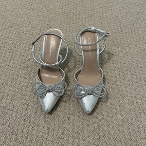 BCBGeneration Annese Silver And Rhinestone Heels Ankle Straps Size 6.5 - Picture 1 of 8