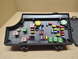 2007 PATRIOT CALIBER COMPASS FUSEBOX POWER RELAY TIPM MODULE BCM P04692207AG - Picture 1 of 9