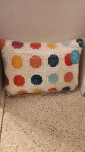 Brandneu Pionierin Frau Folk gehäkelt dekoratives Kissen 14" x 20"! - Bild 1 von 5