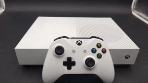 MICROSOFT XBOX ONE S - CONSOLE - 500GB - 1681 (ASA062100) - Picture 1 of 5