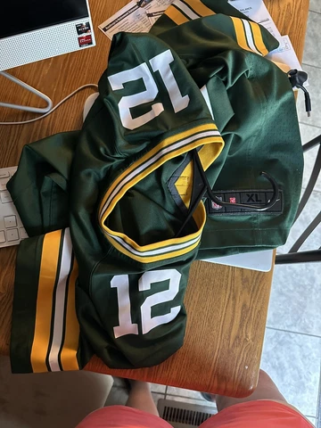 Aron Rogers Nike Xl Football Jersey Cover