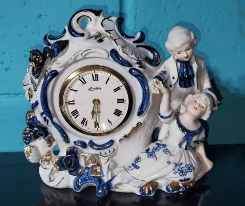 Vintage Linden Porcelain China Alarm Clock Japan Blue & White Couple Mantle Cover