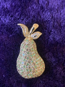 Signed Swarovski Retired Rare Pear Detailed Brooch Pin - No Box - Picture 1 of 4