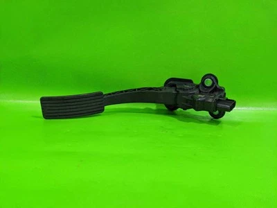 12-20 AVENGER GAS ACCLERATOR PEDAL OEM 4018-13 - Image 1 of 3