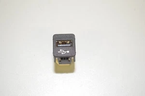 BMW G21 3er F20 F21 F23 F30 F80 F31 G20 USB Anschluss 9229294 - Picture 1 of 5