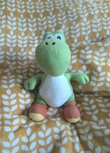Nintendo Yoshi Super Mario toy. 2010. Cuddly. Nintendo Plush - Picture 1 of 3