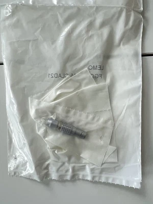 LEMO FGG.OB.305.CLAD21 - CONN PLUG MALE 5P GOLD SLDR CUP - Image 1 of 2