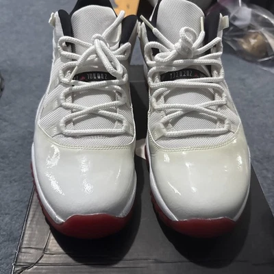 Air Jordan 11 ретро низкий вишневый низ размер 14 - Изображение 1 из 4