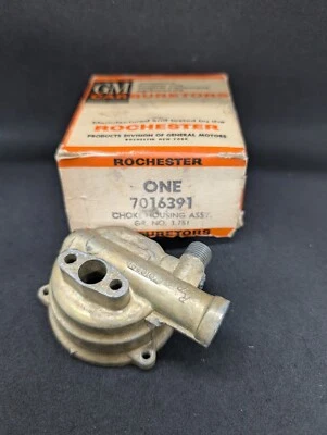 NOS 1958-61 雪佛兰 IMPALA BELAIR 带 2 BARREL CARB CHOKE THERMOSTAT HOUSING — 第 1/4 张图片