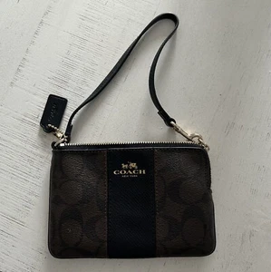 Coach Signature Wristlet Wallet (Never Used) - Picture 1 of 3