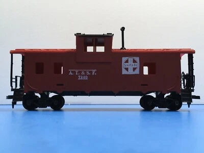 HO Scale “ATSF Santa Fe” 7240 Wide Vision Freight Train Caboose Car #4 - Image 1 of 4