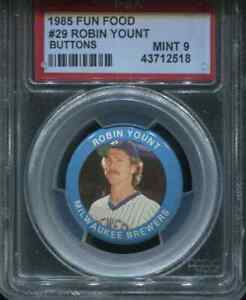 PSA 9 MINT 1985 FUN FOOD BUTTONS ROBIN YOUNT #29 BREWERS 12518 B231