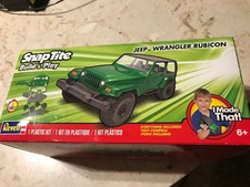 REVELL JEEP WRANGLER RUBICON SNAPTITE SEALED FAST SHIP